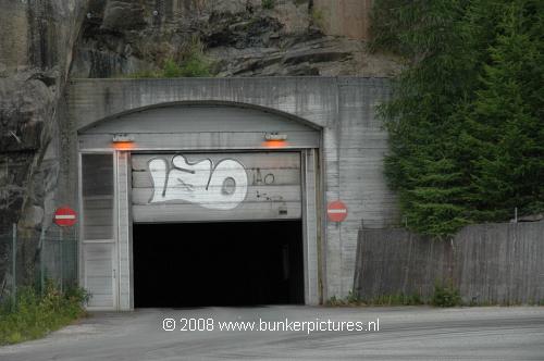 © bunkerpictures - Tunnels